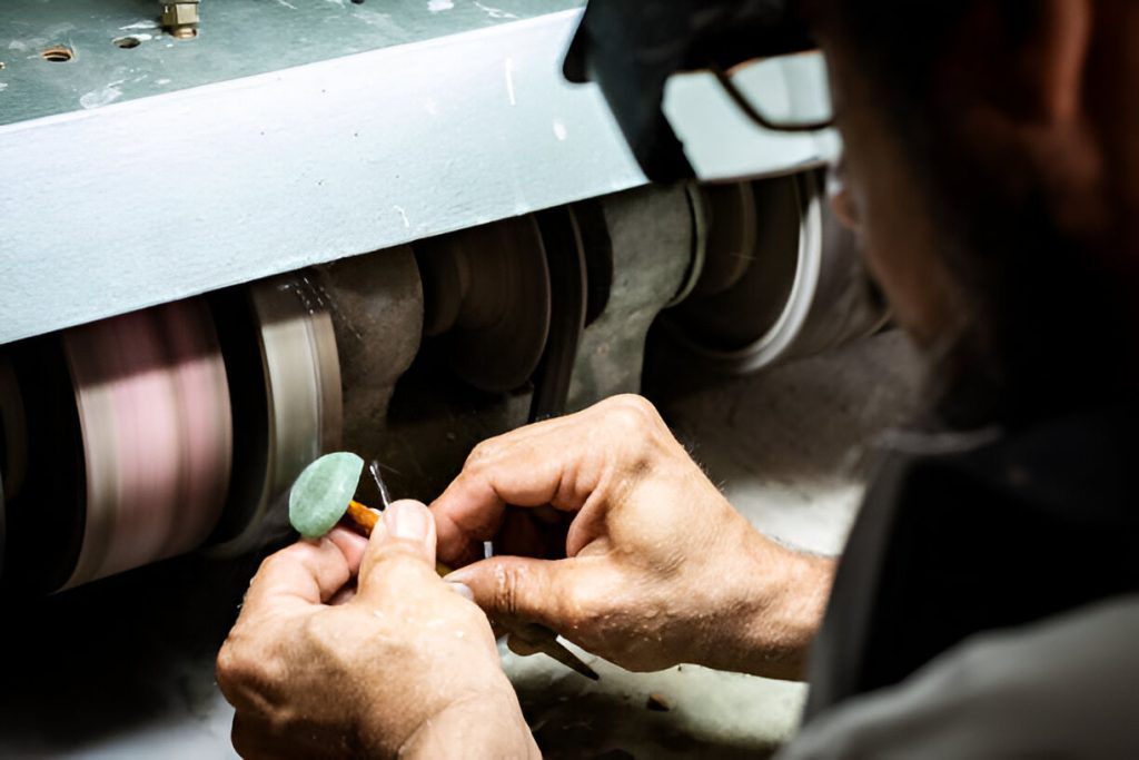 To bring the rarest Ceylon gems to the world with integrity, excellence, and timeless beauty - Lanka Rare Gems